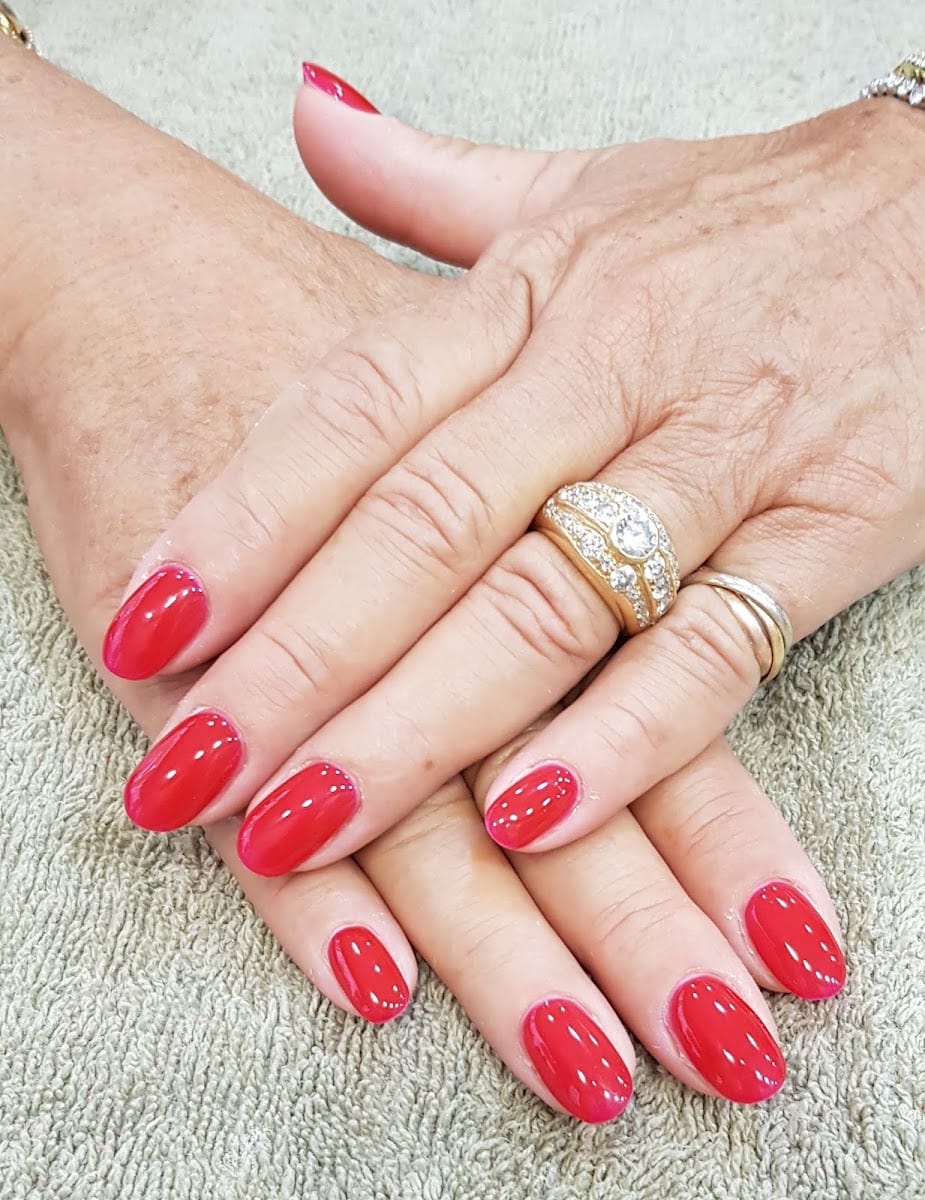 Nail Question - Manicure Paris 20