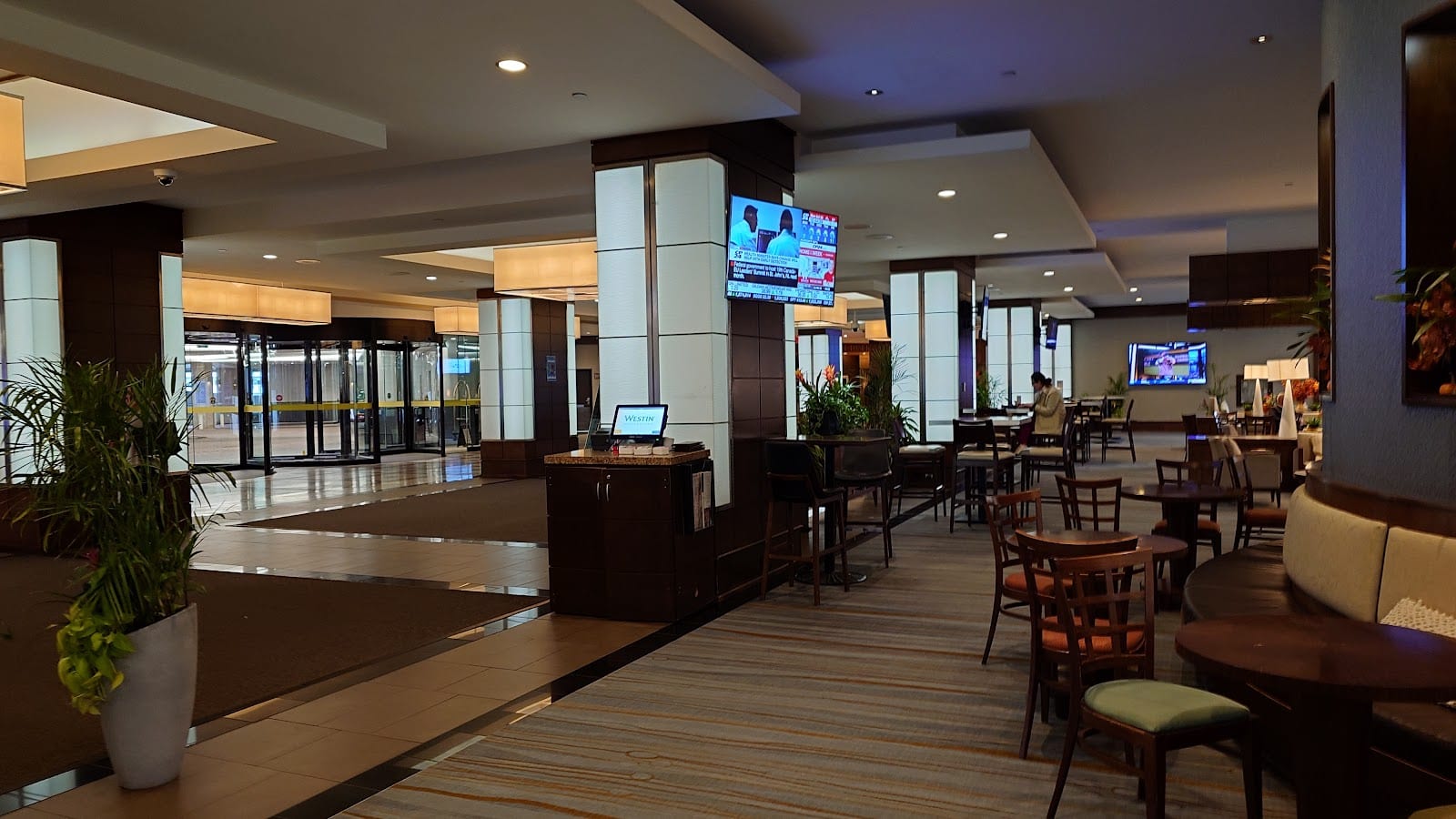Chartroom Bar and Lounge