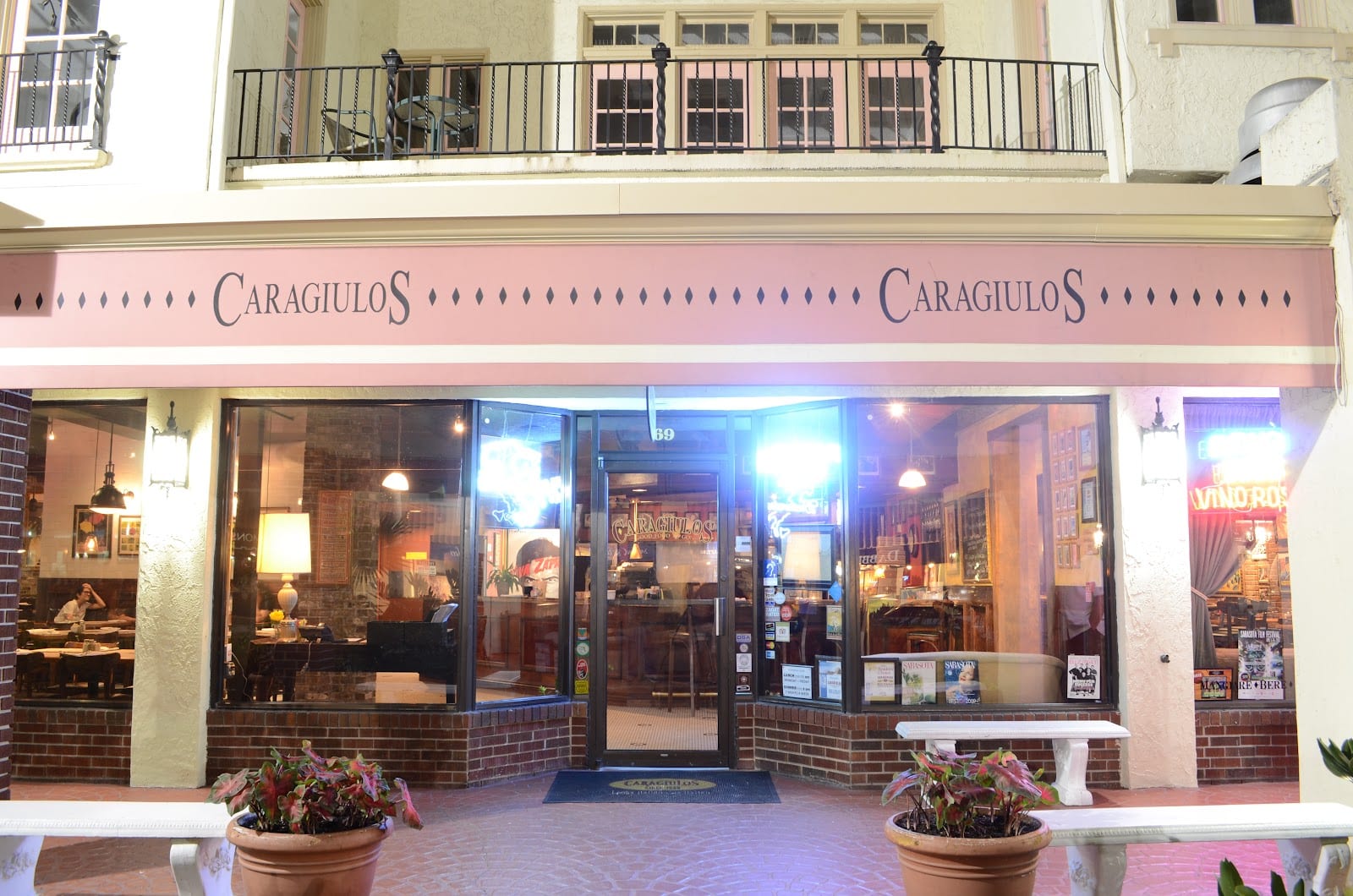 Caragiulos Italian American, photo 2