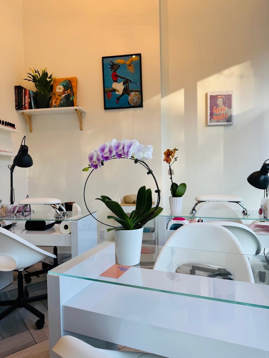 Tala Beauty Bar