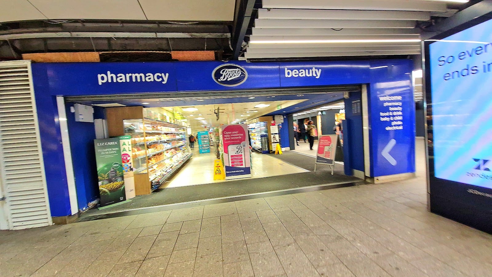 Boots Pharmacy, photo 2
