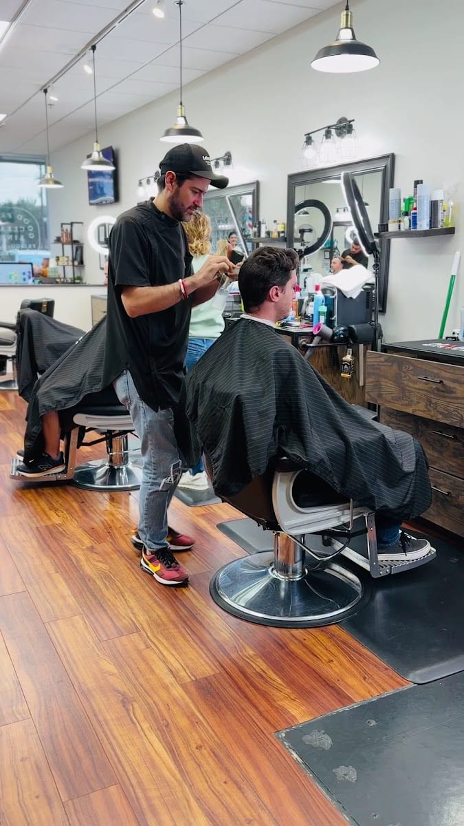 Lather Lounge Barbershop - Frisco Tx- Haircuts- Beard Trims- Straight Razor Shaves, photo 3