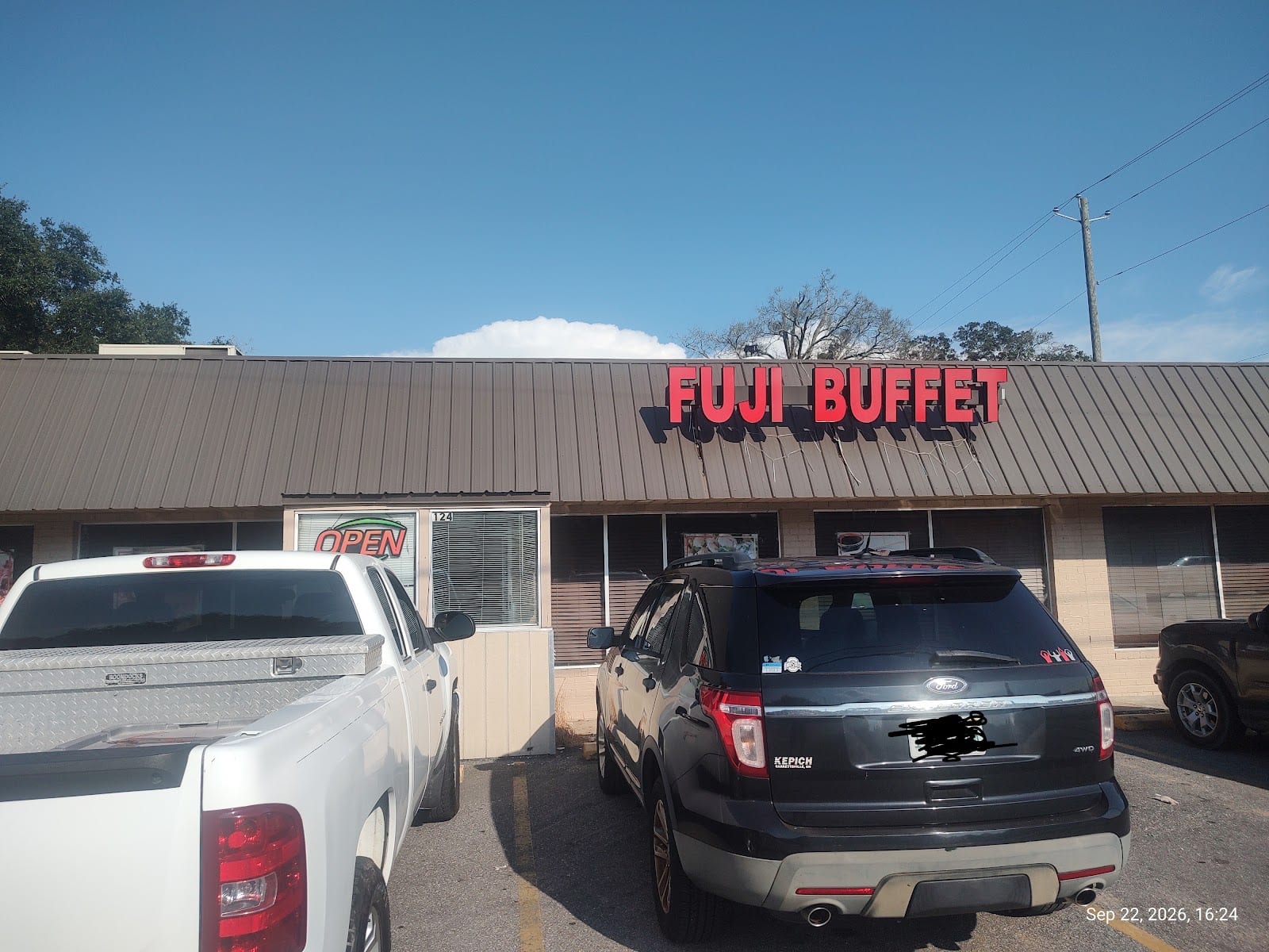 Fuji Buffet Restaurant | Chinese • Sushi