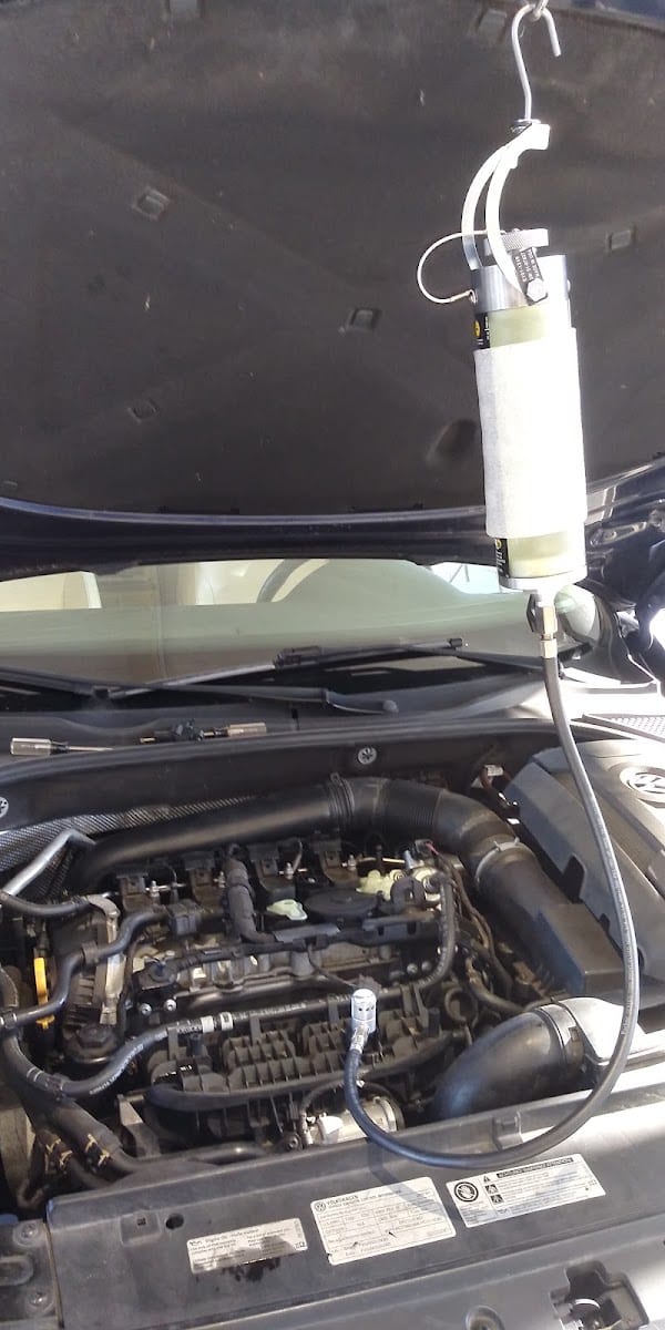 Mozart In-Tune Auto Repair & Sales, photo 3