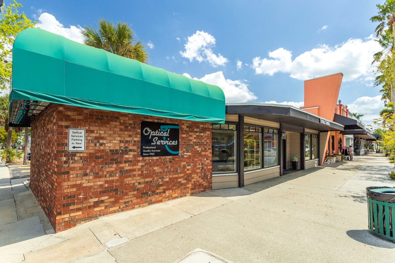 Optical Services, photo 2