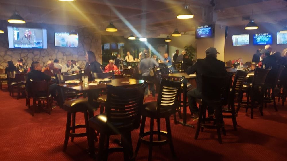 Burgart's Sports Bar, photo 3