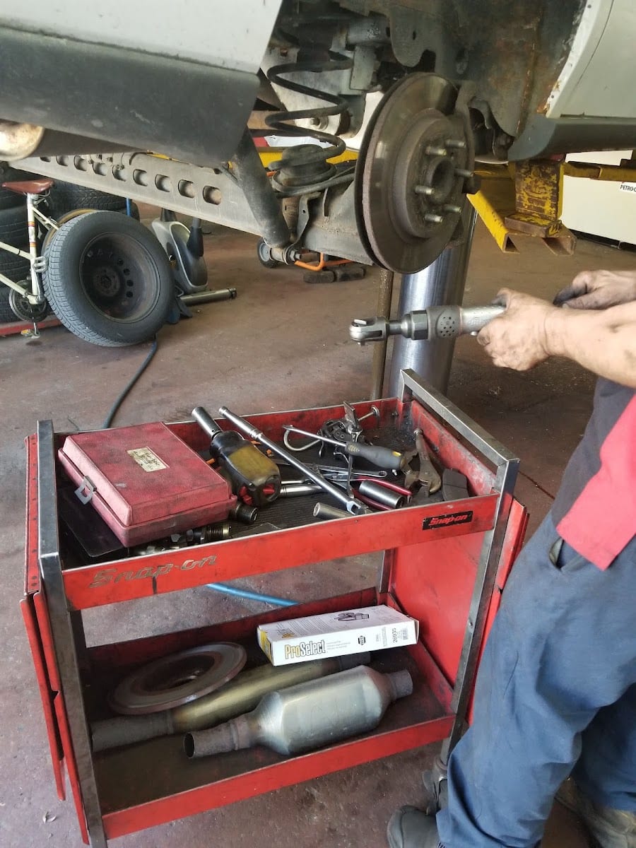 Marios Auto Centre