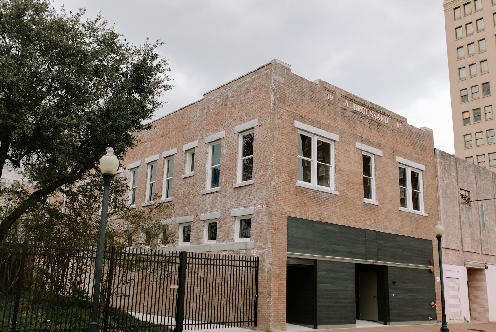434 Fannin, photo 2