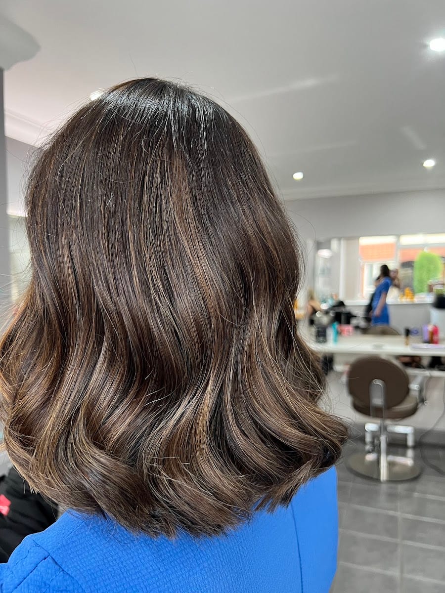 Invidia Hair & Beauty, photo 4