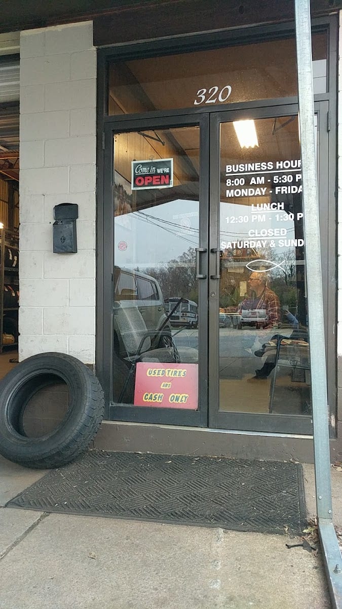 A Plus Tire and Brake, photo 3