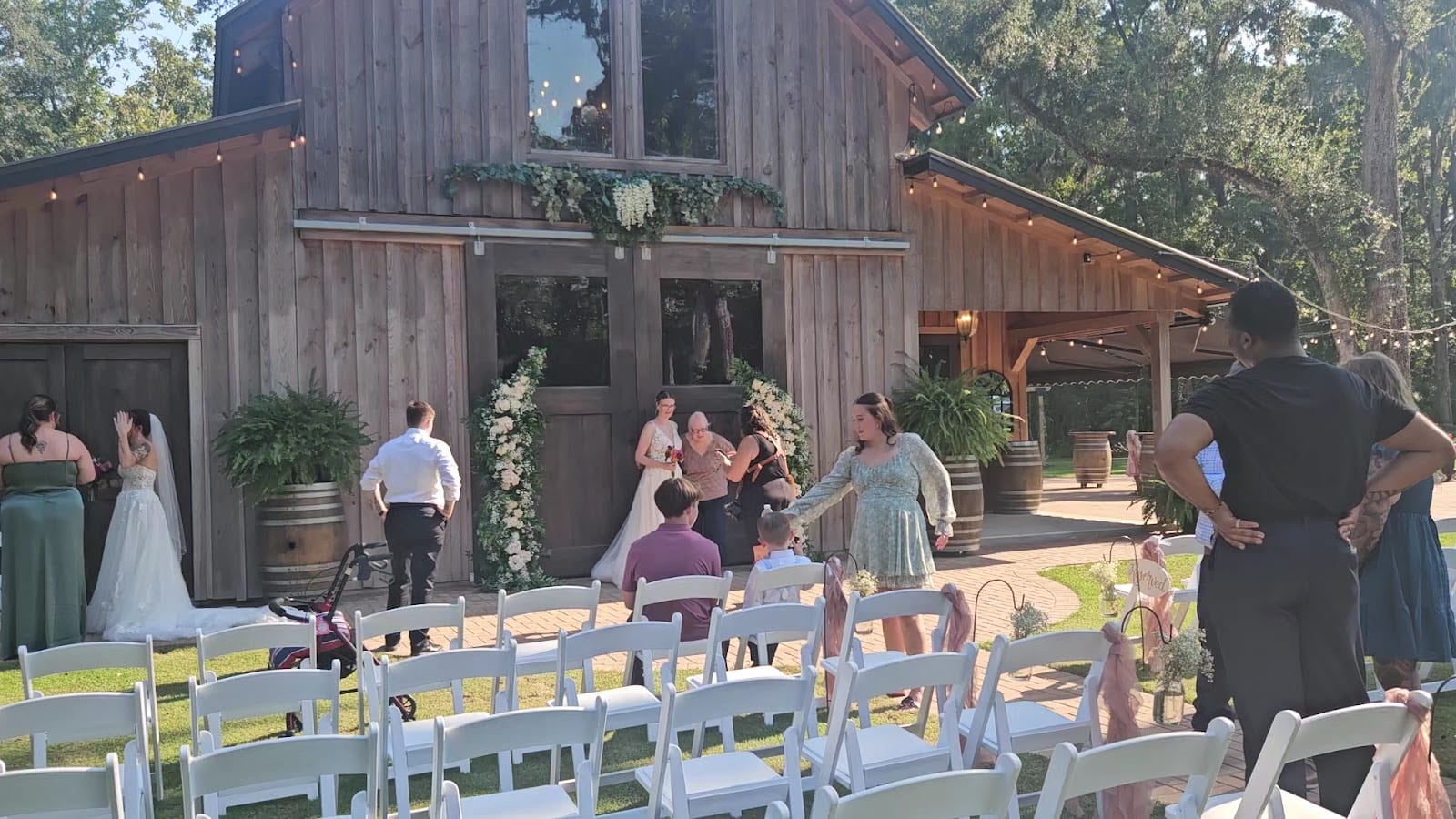 Chapel Oaks, photo 2