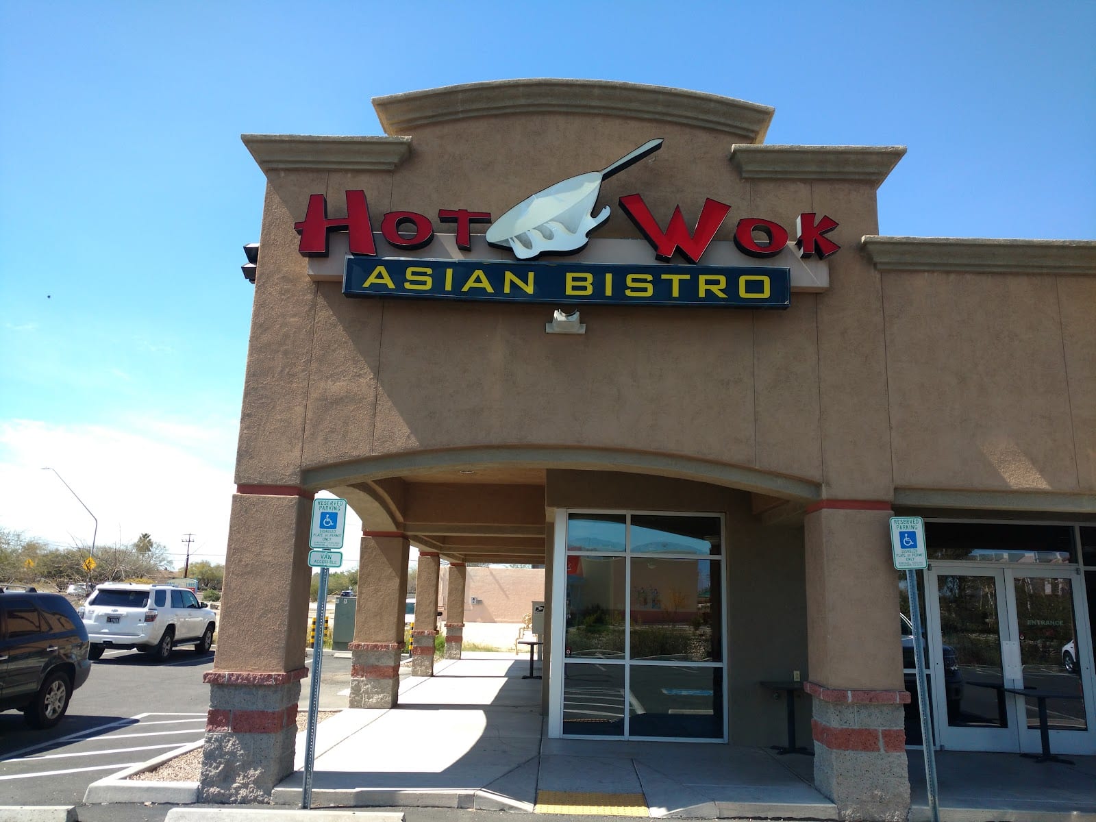 Hot Wok Asian Bistro