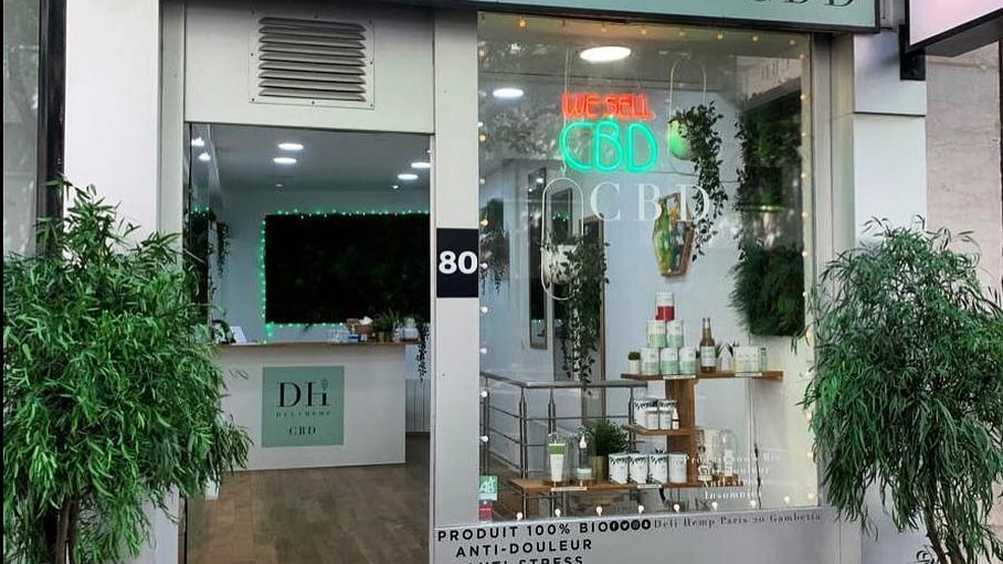 Deli Hemp Gambetta CBD Shop Paris 20