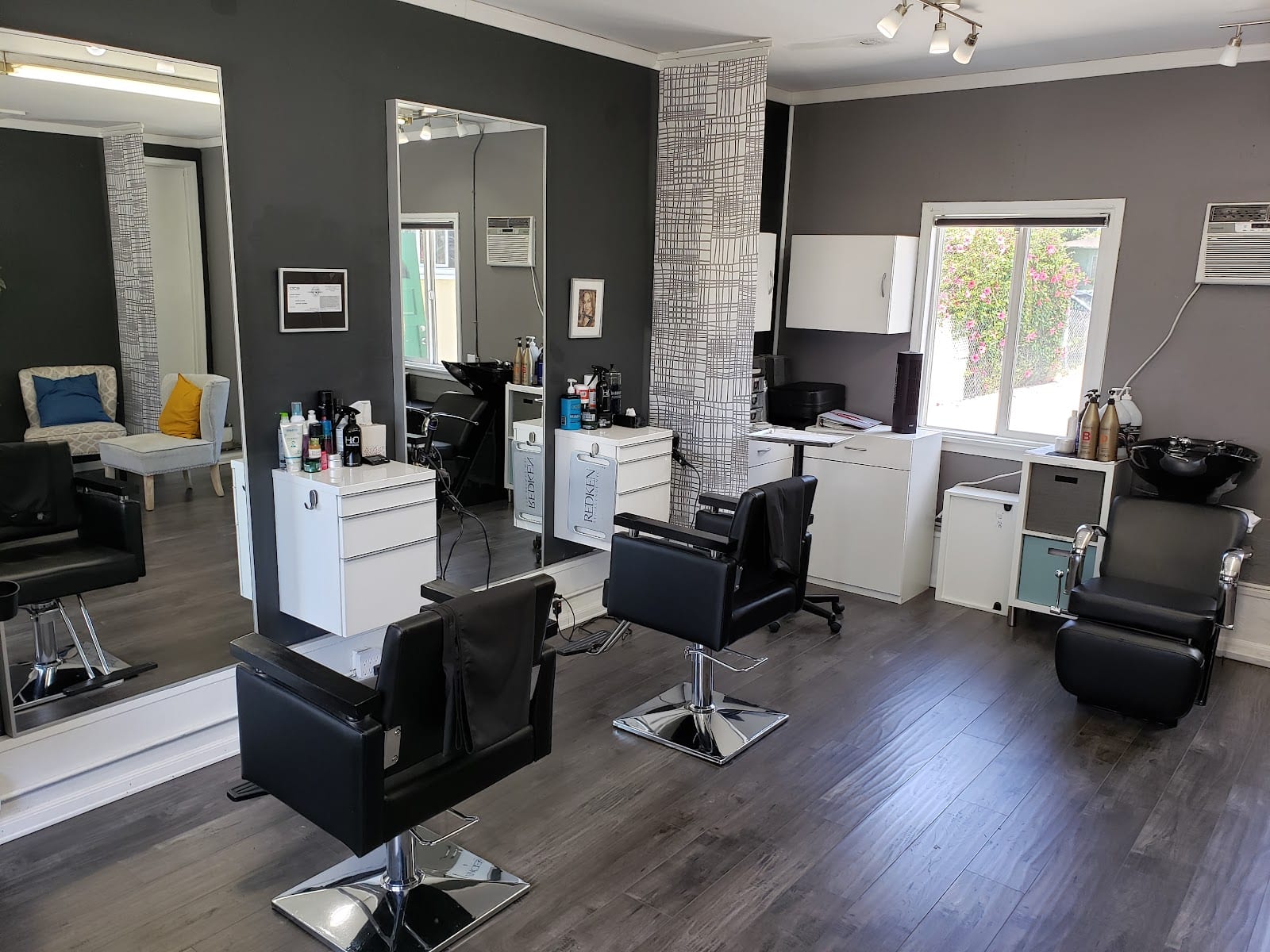 MJ Hair Salon, photo 3