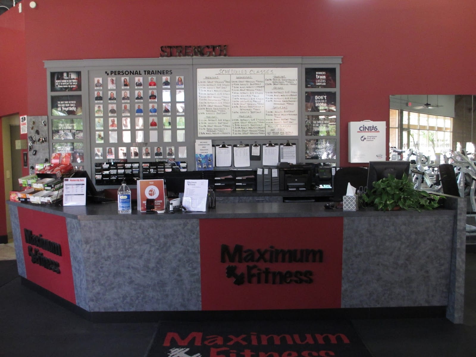 Maximum, photo 4