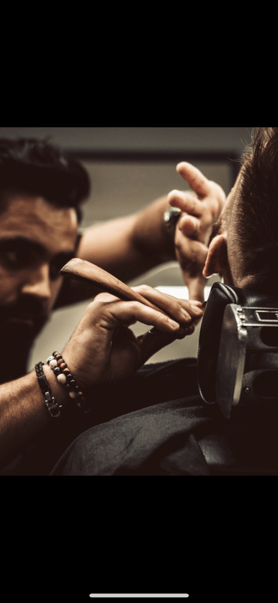 Axe & Hatchet Grooming Club, photo 2