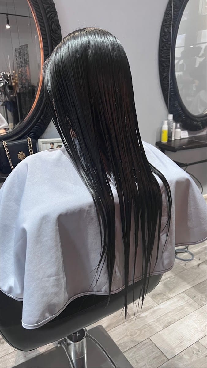d' Artiste Hair Salon