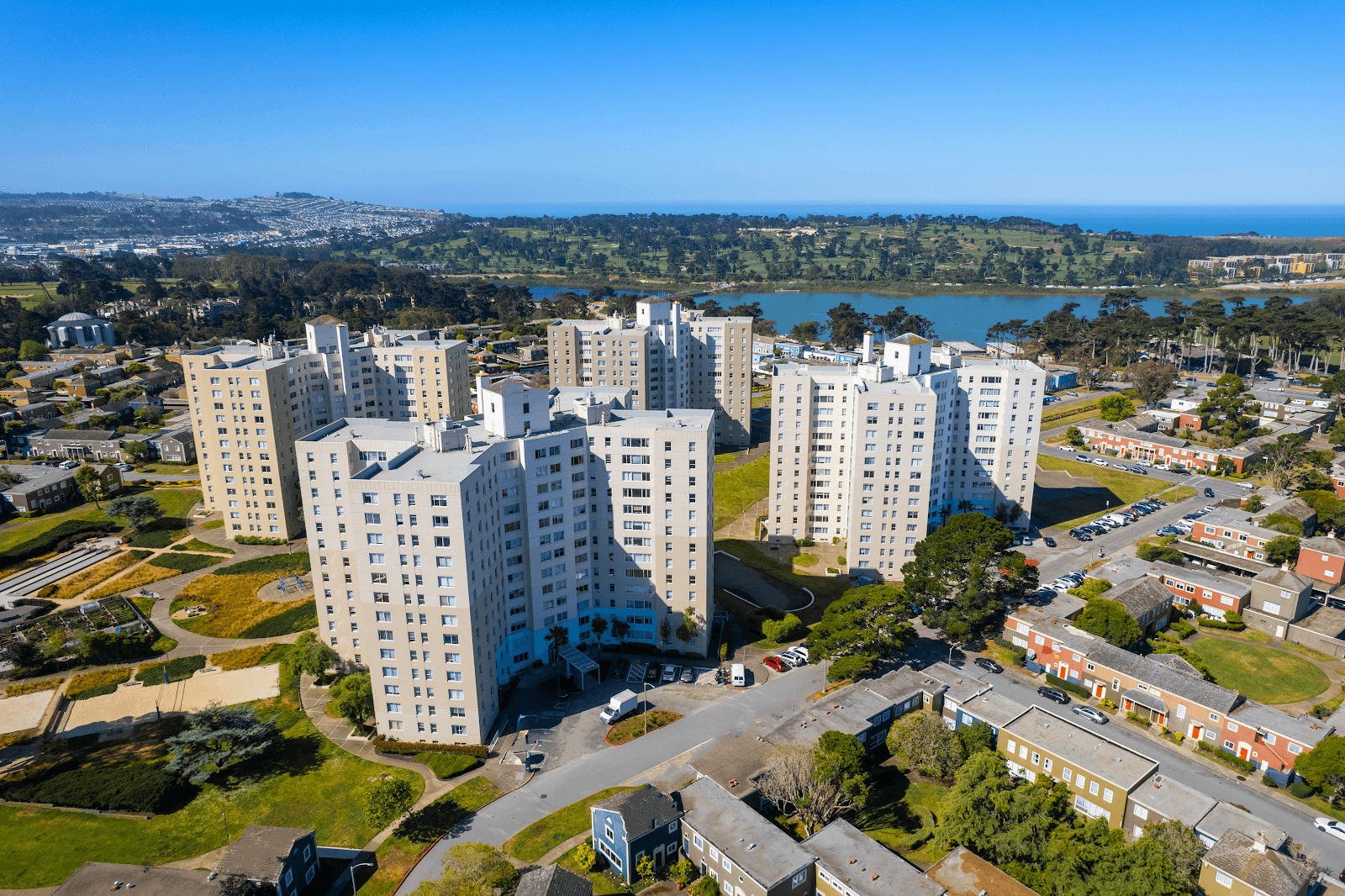 Parkmerced Apartments, photo 2