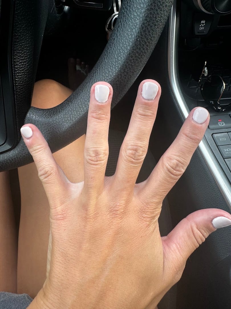 Perry Nails, photo 3