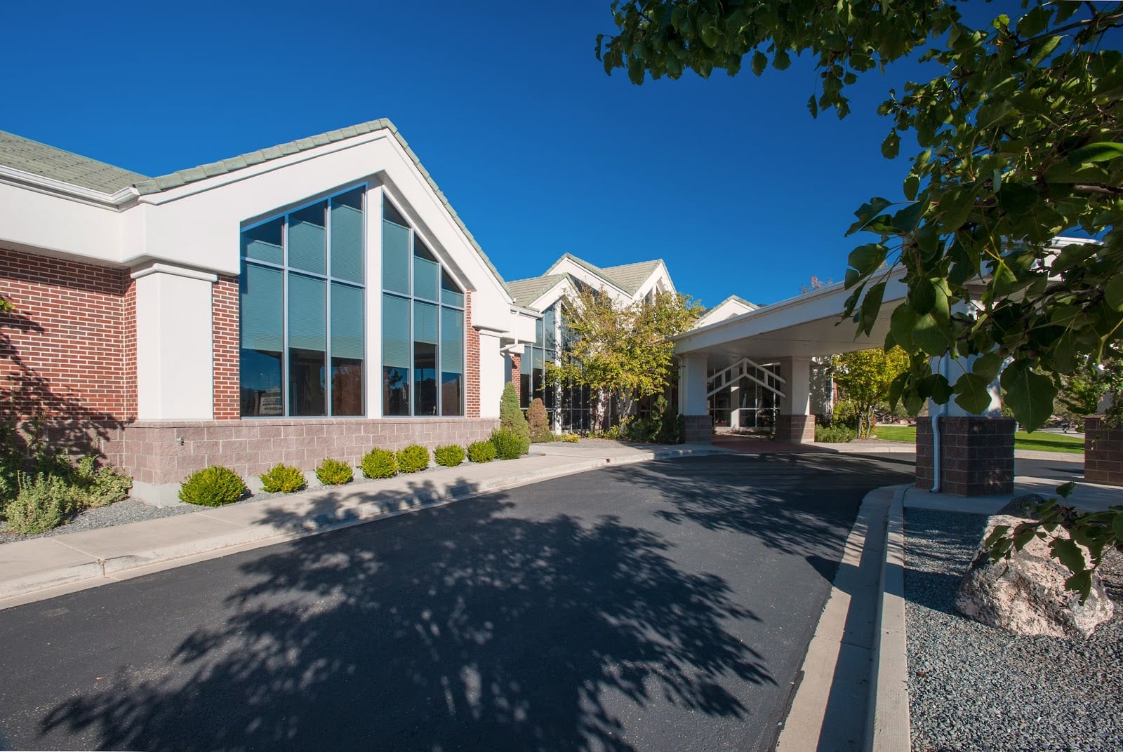Mountain Eye Institute
