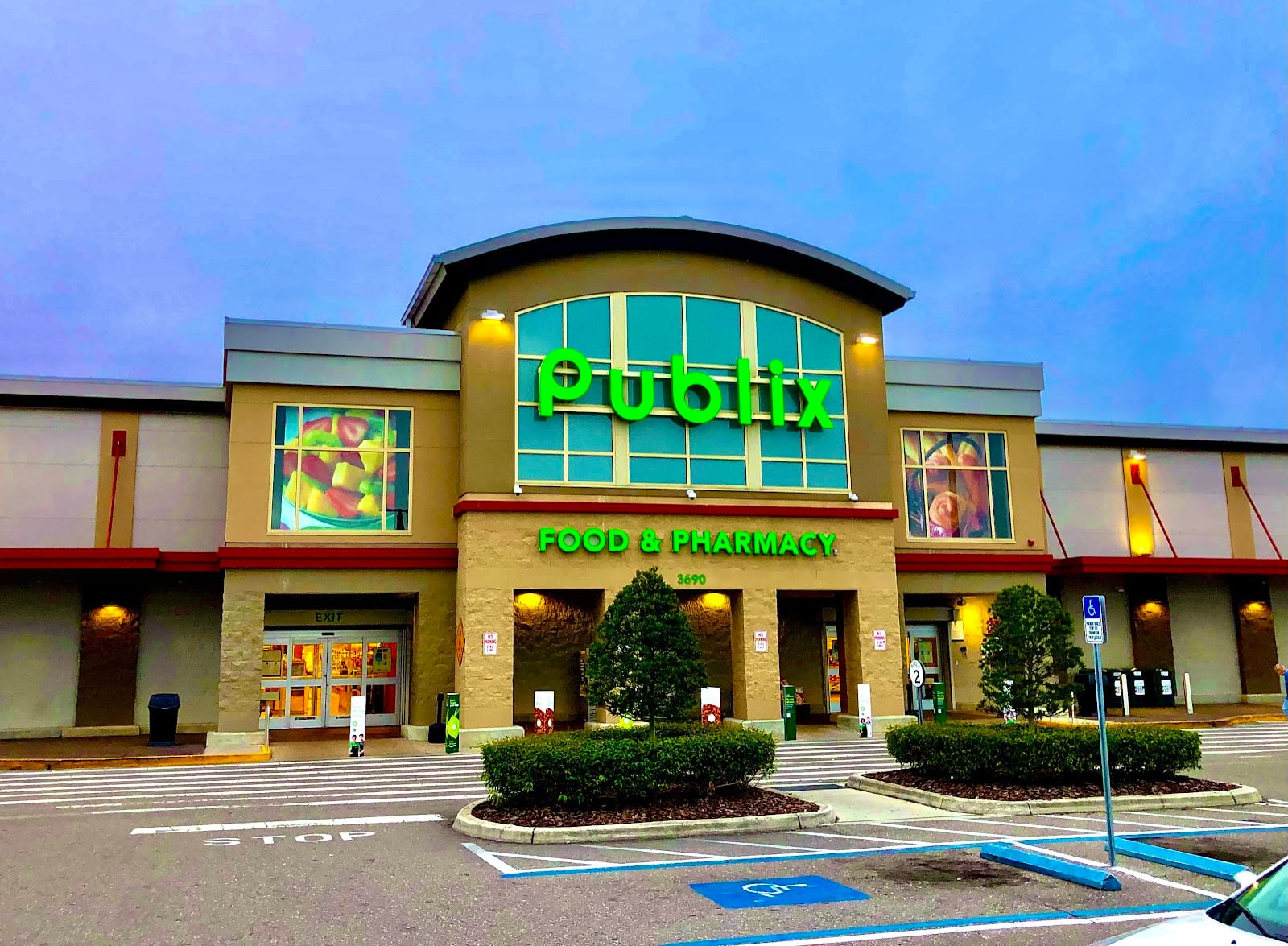 Publix Super Market at Sarasota Village Plaza, photo 2
