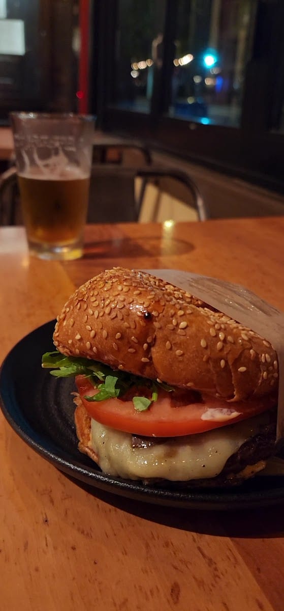 Roam Artisan Burgers, photo 2