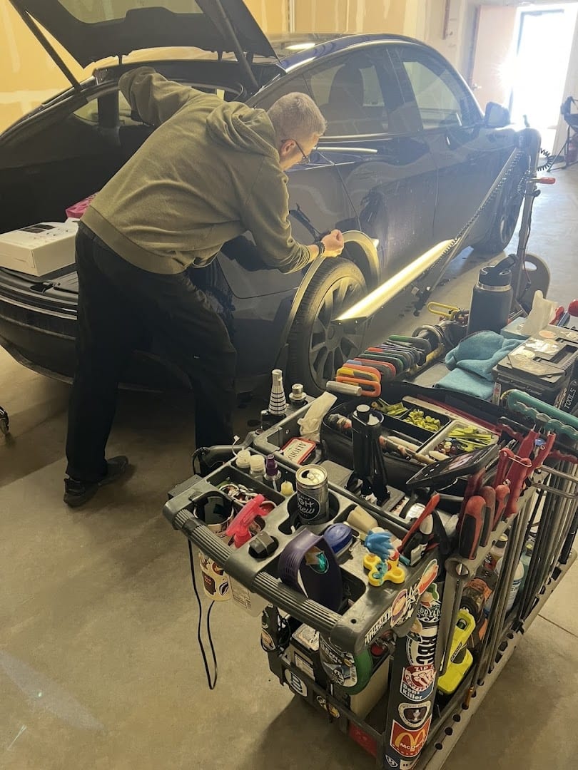 Elevated Auto Hail Repair, photo 3