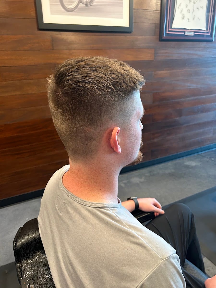 Barber Britt, photo 2