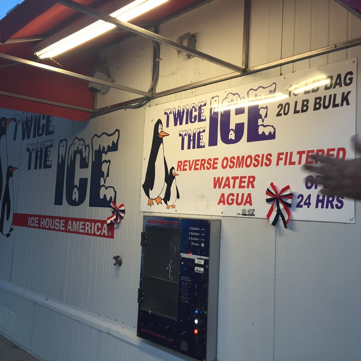 Cowboy Car Wash and Twice the Ice, photo 3