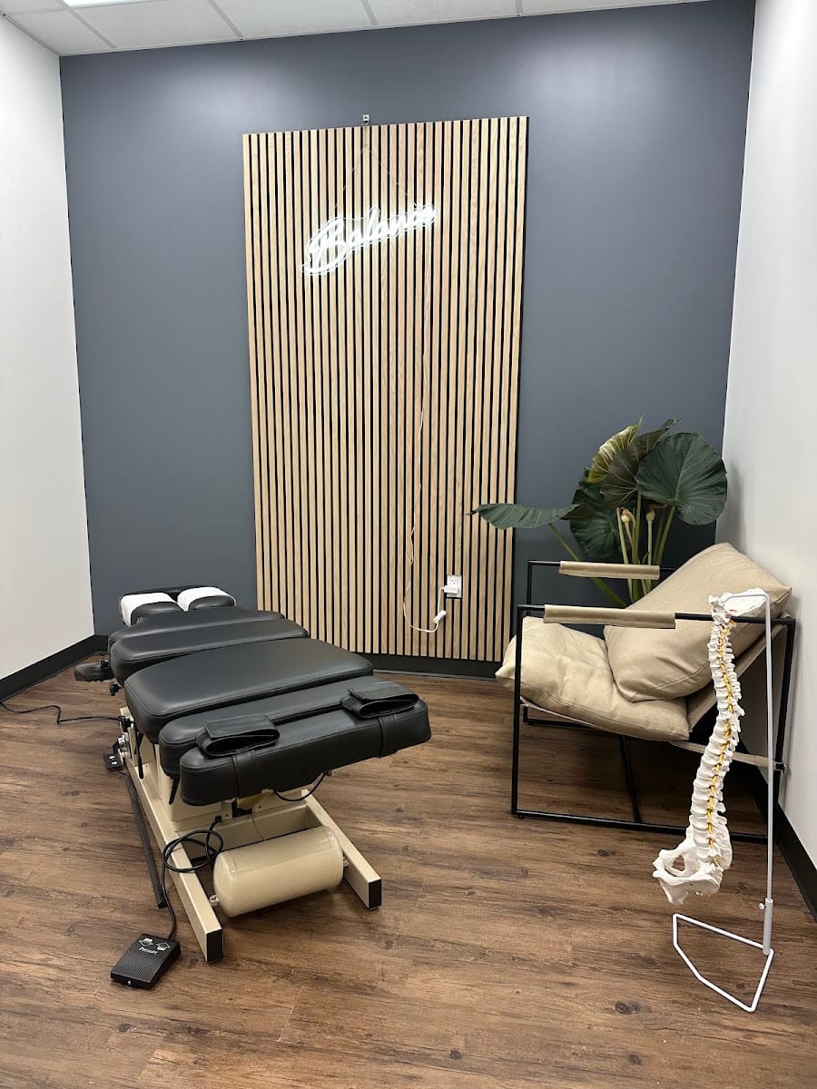 Phoummavong Chiropractic & Rehab