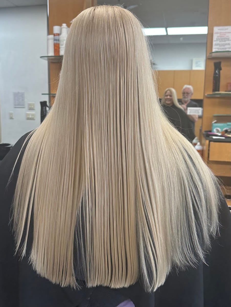 Fantastic Sams Cut & Color