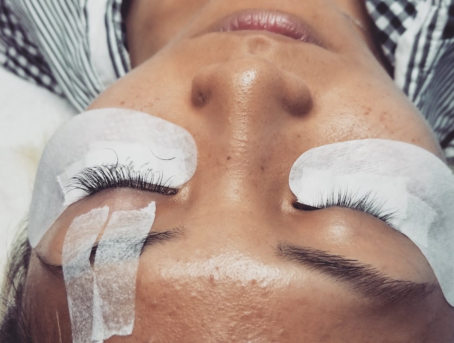 Hollywood Beauty Threading, photo 2