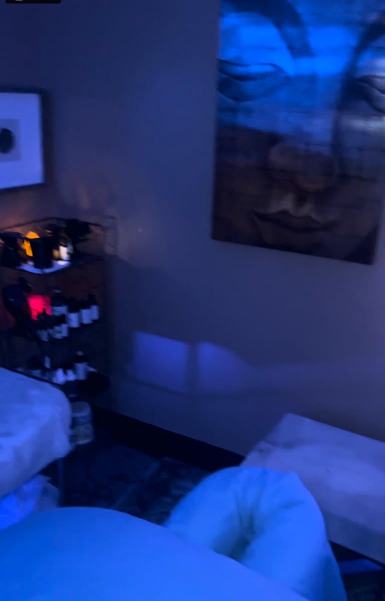 Essential Luxury Massage