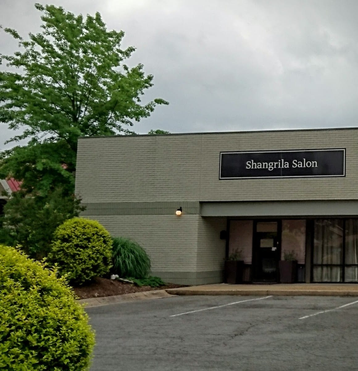 Shangrila Salon