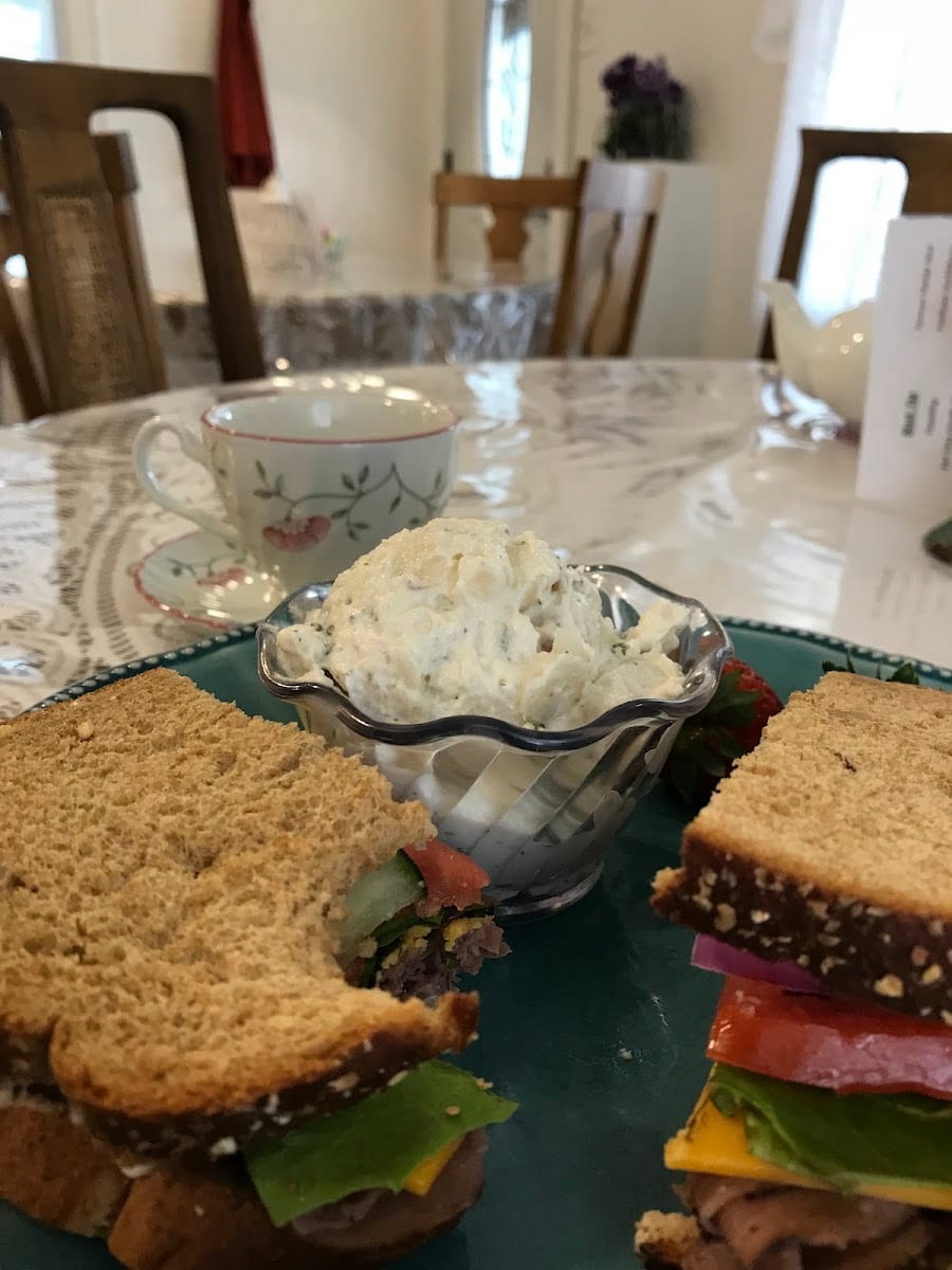 Lilacs And Lavender Tea Room