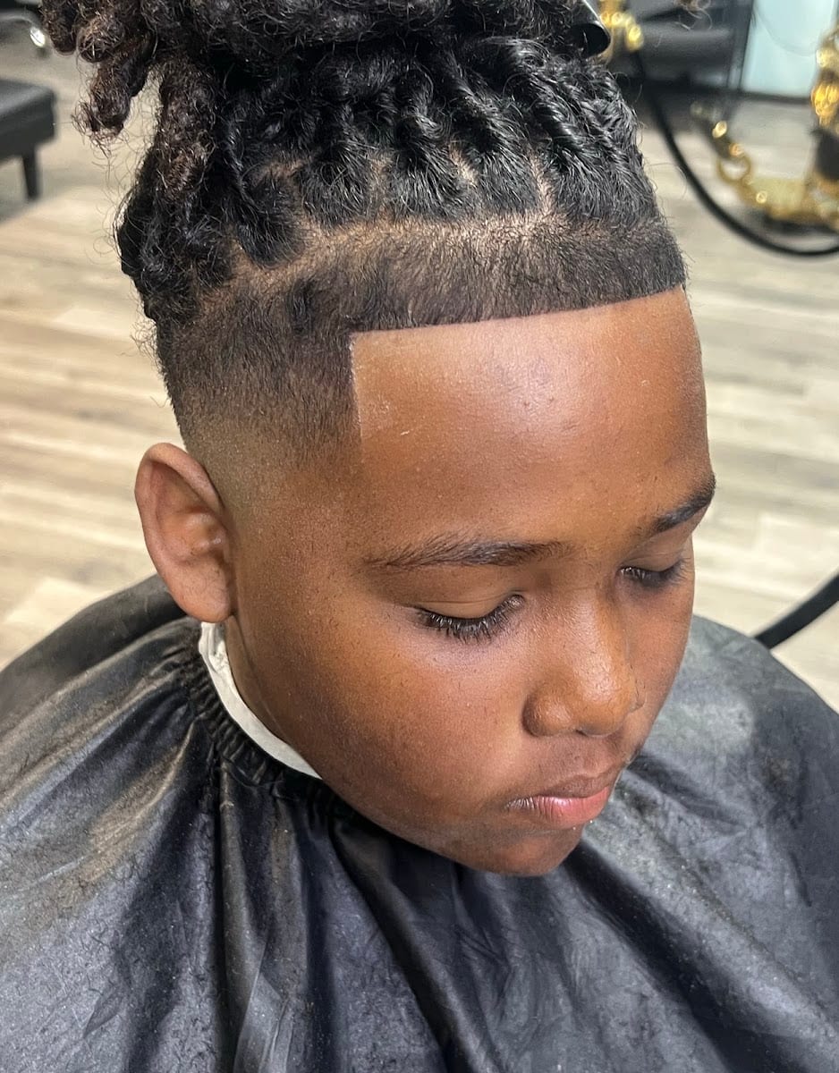 Members Only Barber Lounge, photo 4