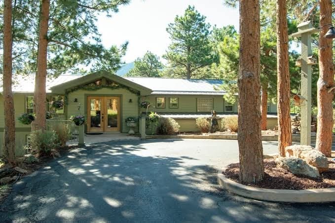 Luxury Mountain Home on World Class Golf Course!!