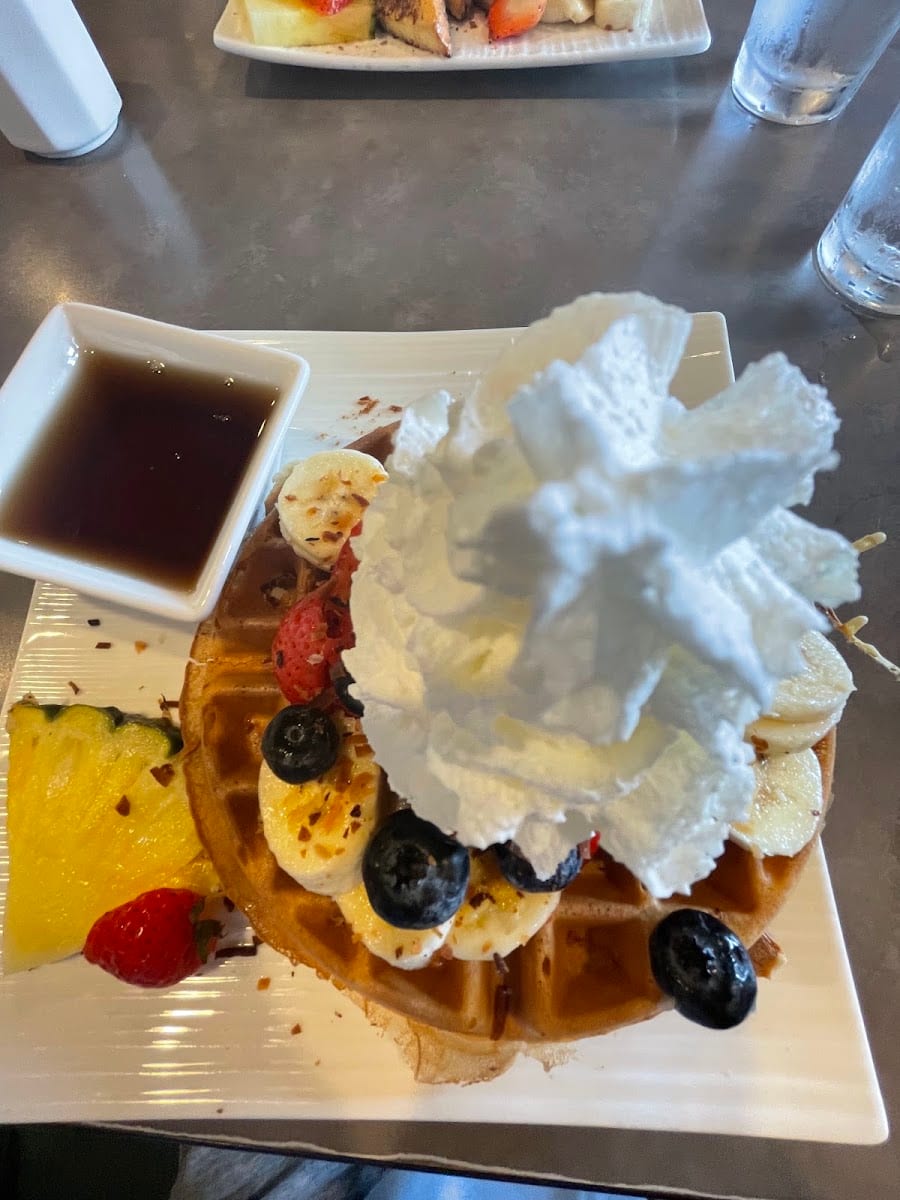 Moena Cafe
