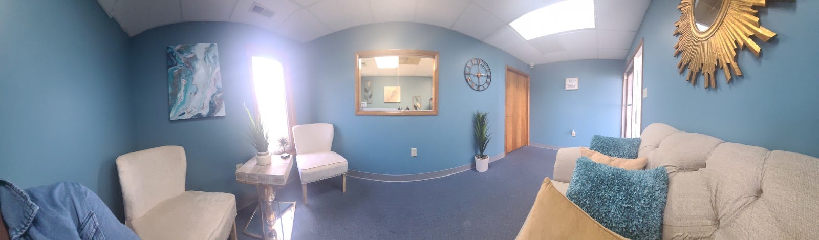 Snatching Bodies Beauti Bar-Hampton Brazilian Waxing, photo 3