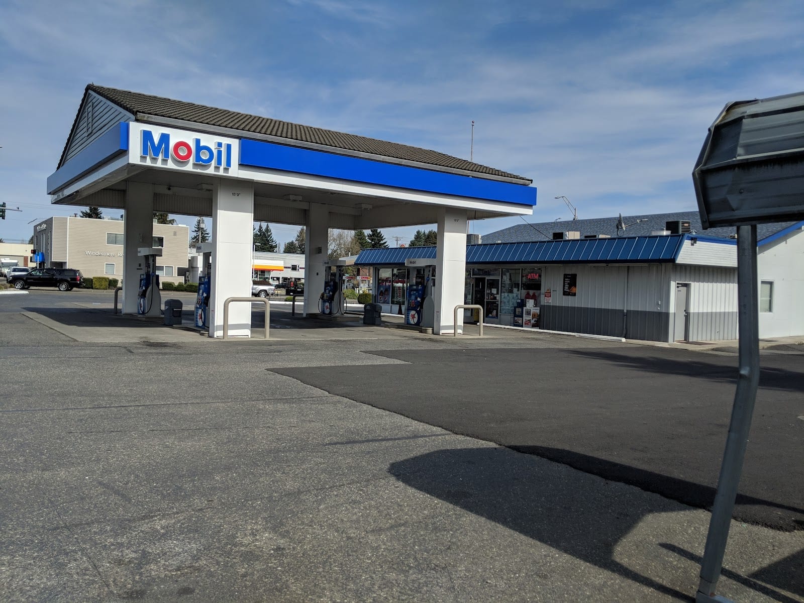 Mobil, photo 2