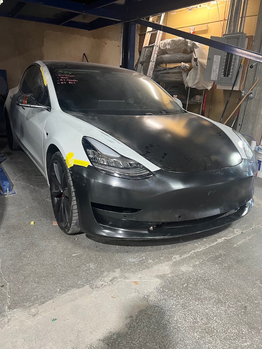 Auto Body Garage