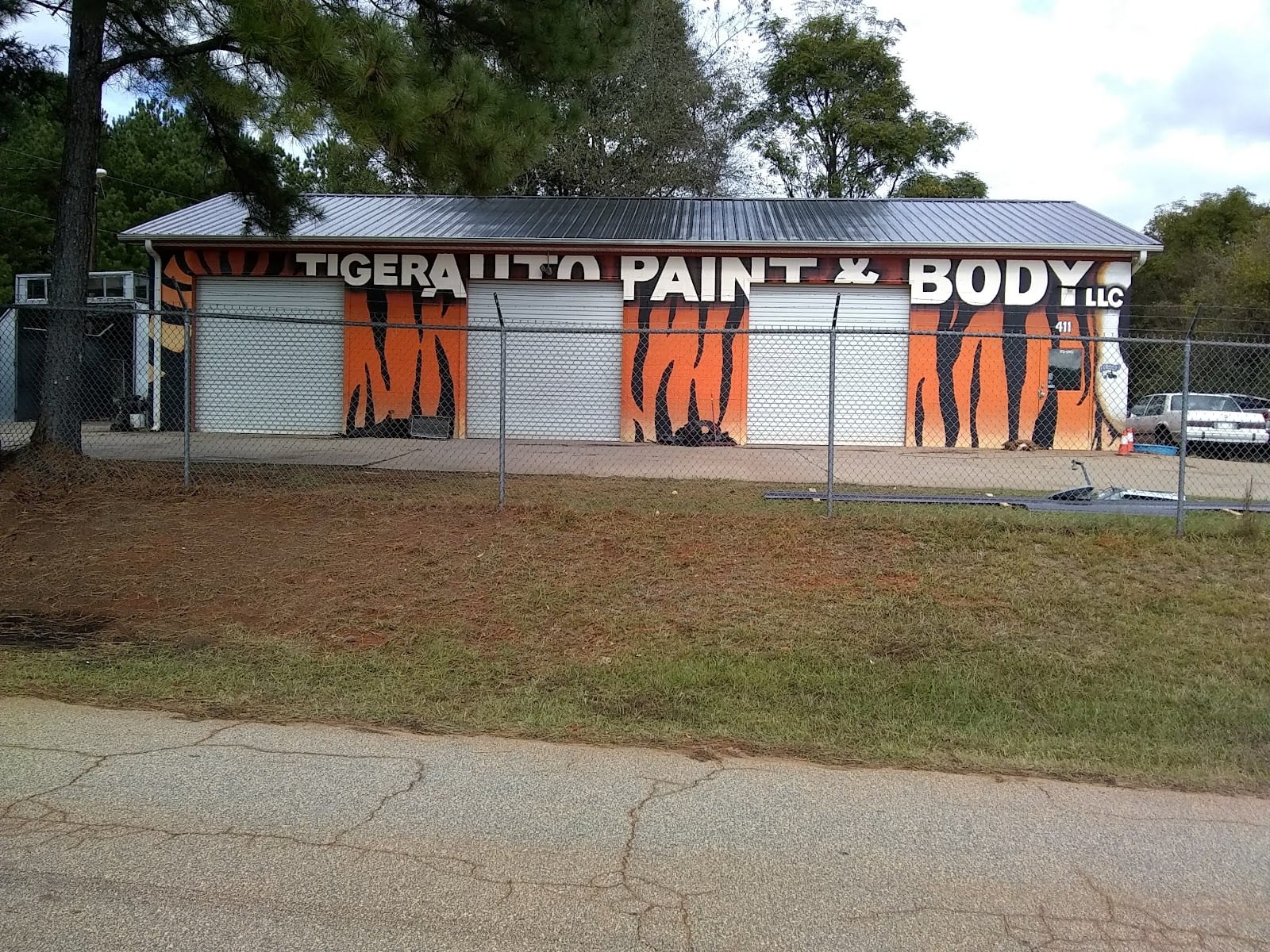 Tiger Auto Paint & Body LLC