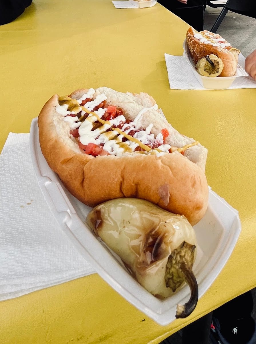 El Perro Loco Hot Dogs