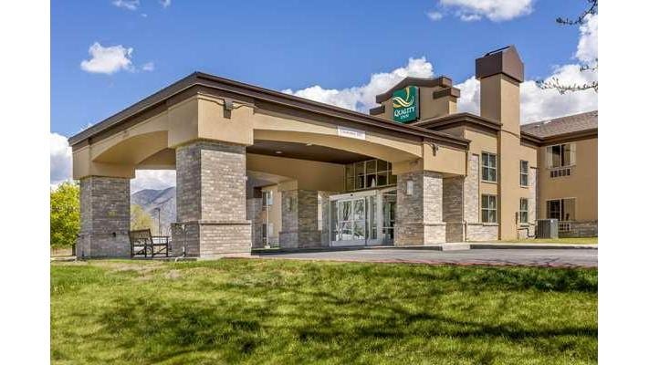 Days Inn & Suites by Wyndham Logan, photo 3