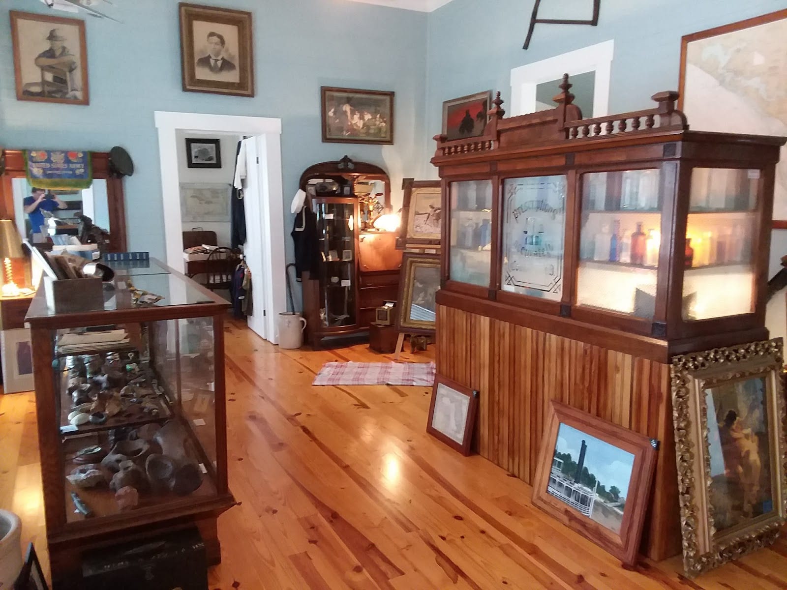 Trip's Vintage Art & Custom Frame