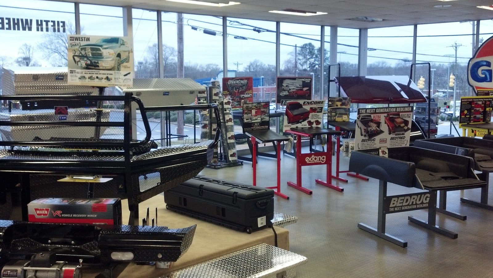 Truck Toyz - Leonard Truck Outfitters