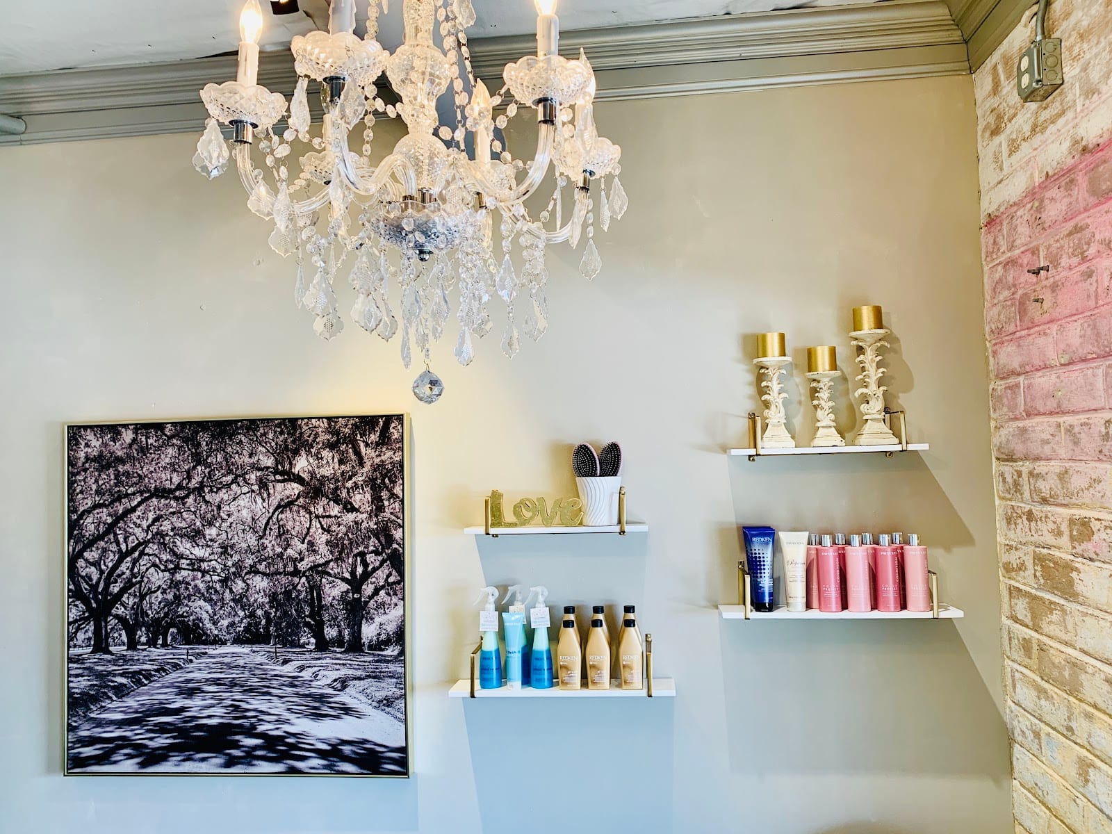 Yellow Brick Road Salon, photo 3