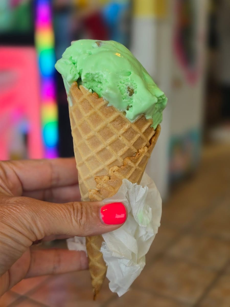 A Better Scoop Ice Cream Shop, photo 3