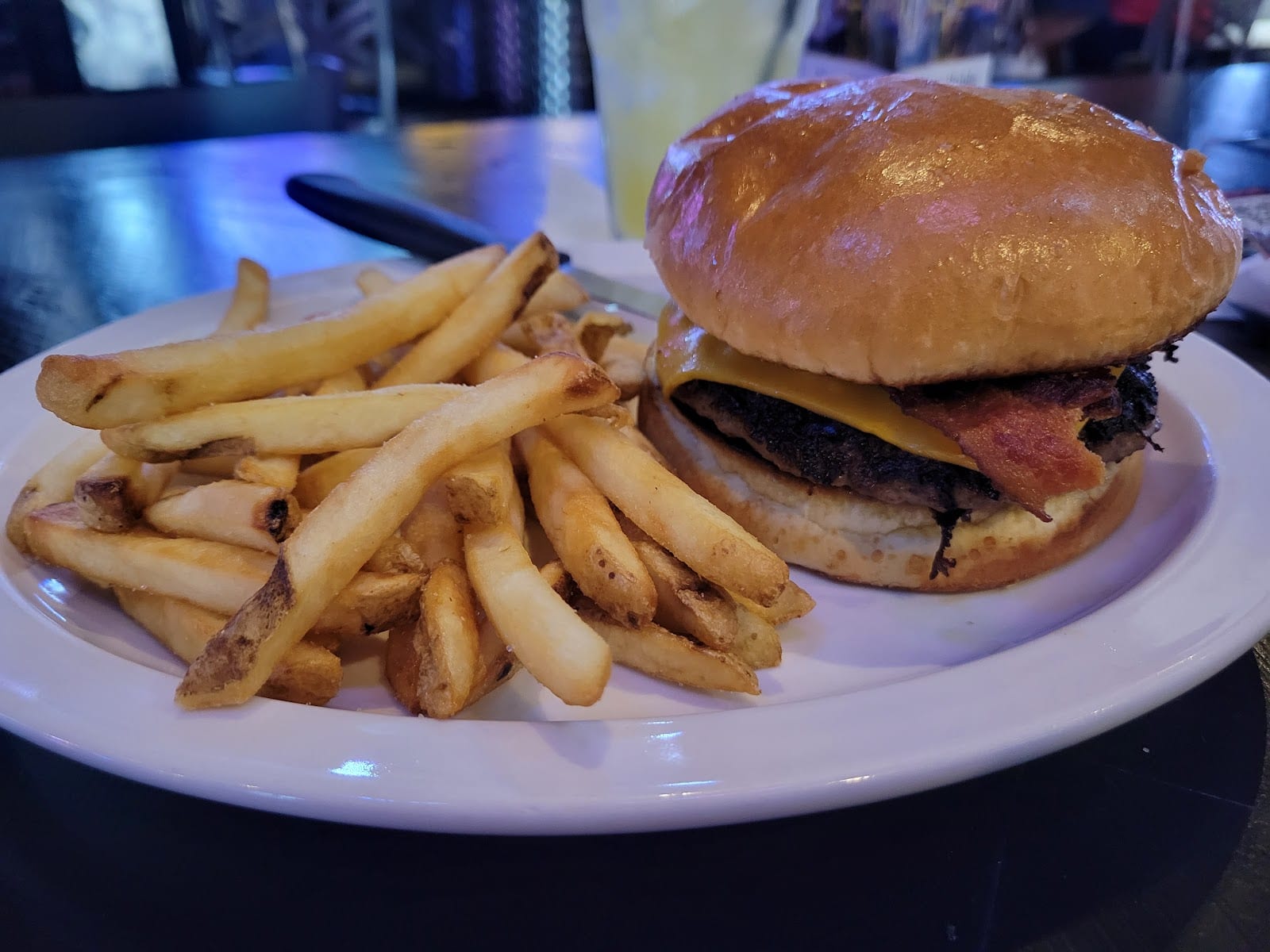 Lake Dallas Point Restaurant & Sportsbar