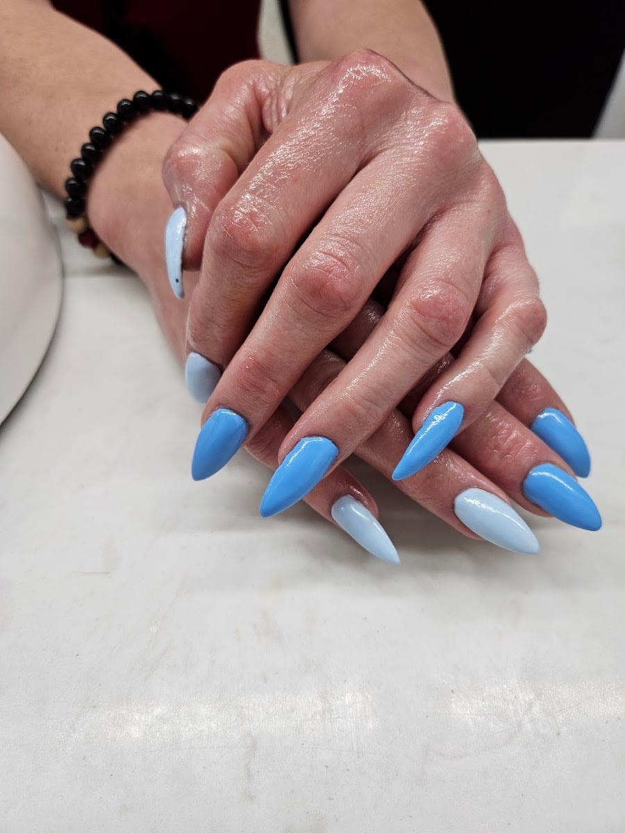 C.V. Nails, photo 2